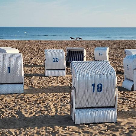 Studio Avec Terrasse, Parking Prive Et Acces Direct A La Plage - Fr-1-465-86 玛维尔弗朗斯维尔 外观 照片